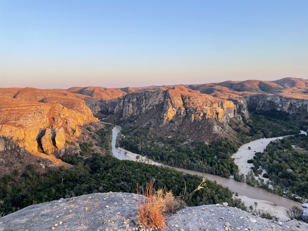 Trekking de 11 jours et 10 nuits au Makay Nord